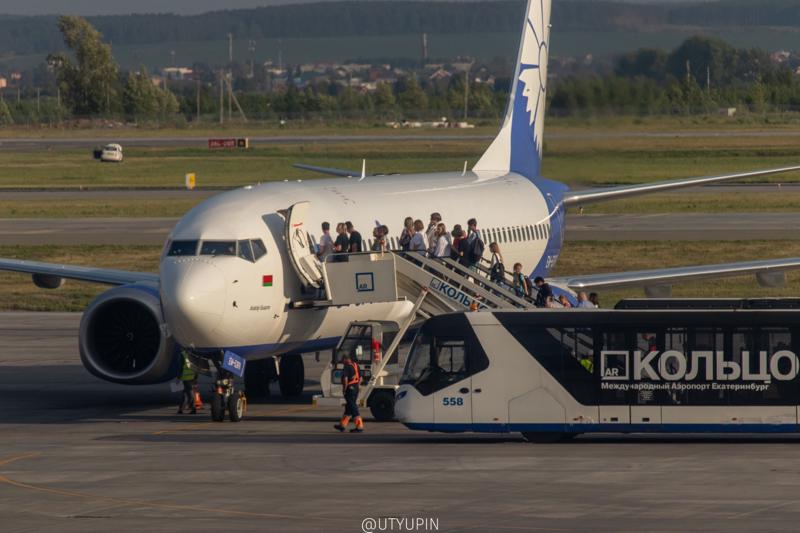 
              
              
              [
                Canon EOS 200D,
              
              
                EF-S55-250mm f/4-5.6 IS STM,
              
              
                250 mm,
              
              
                1/1000,
              
              
                f/5.6,
              
              
                ISO400
              ]
            