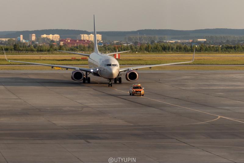 
              
              
              [
                Canon EOS 200D,
              
              
                EF-S55-250mm f/4-5.6 IS STM,
              
              
                127 mm,
              
              
                1/1000,
              
              
                f/5,
              
              
                ISO400
              ]
            