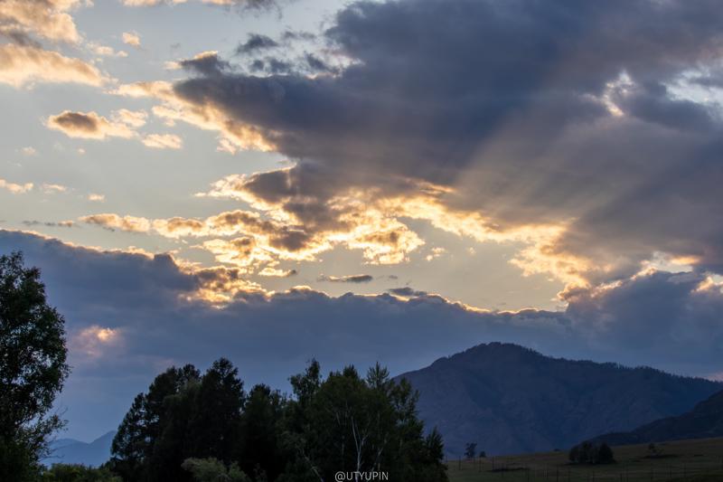 
              
              
              [
                Canon EOS 200D,
              
              
                EF-S55-250mm f/4-5.6 IS STM,
              
              
                55 mm,
              
              
                1/100,
              
              
                f/16,
              
              
                ISO100
              ]
            