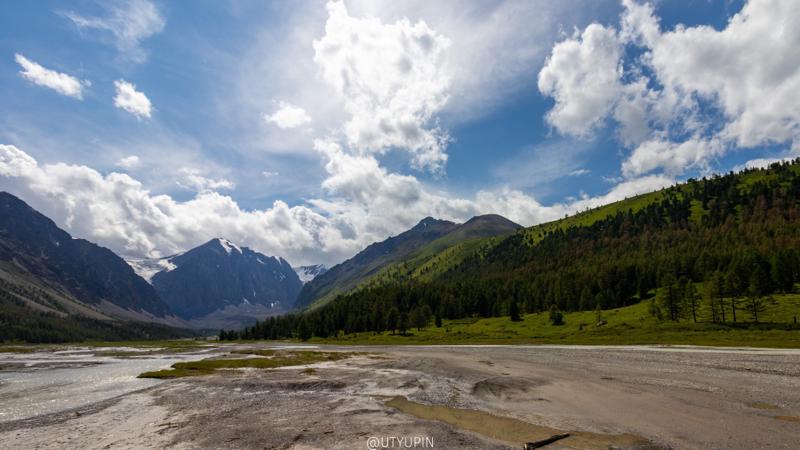 
              
              
              [
                Canon EOS 200D,
              
              
                EF-S10-18mm f/4.5-5.6 IS STM,
              
              
                10 mm,
              
              
                1/2500,
              
              
                f/4.5,
              
              
                ISO100
              ]
            