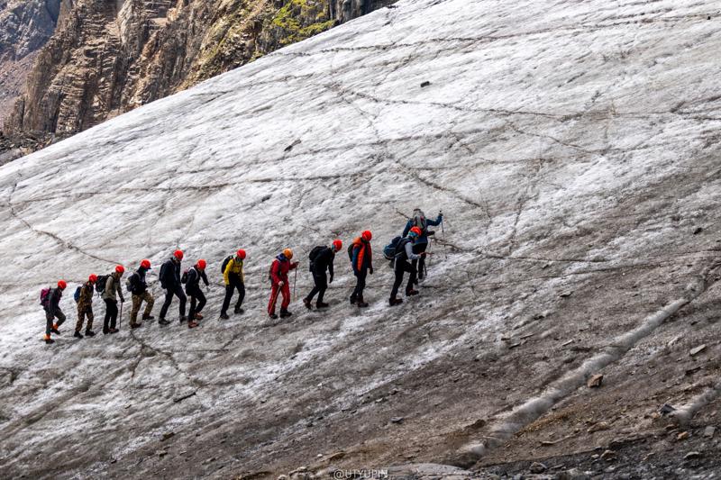 
              
              
              [
                Canon EOS 200D,
              
              
                EF-S55-250mm f/4-5.6 IS STM,
              
              
                55 mm,
              
              
                1/1250,
              
              
                f/4.5,
              
              
                ISO100
              ]
            