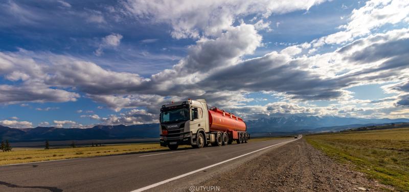 
              
              
              [
                Canon EOS 200D,
              
              
                EF-S10-18mm f/4.5-5.6 IS STM,
              
              
                10 mm,
              
              
                1/1250,
              
              
                f/6.3,
              
              
                ISO100
              ]
            