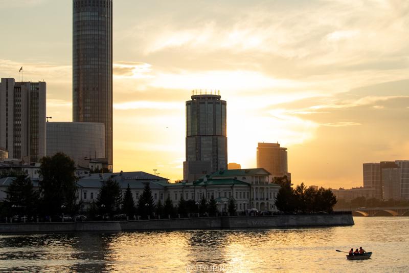 
              
              
              [
                Canon EOS 200D,
              
              
                EF-S55-250mm f/4-5.6 IS STM,
              
              
                55 mm,
              
              
                1/1600,
              
              
                f/4.5,
              
              
                ISO400
              ]
            